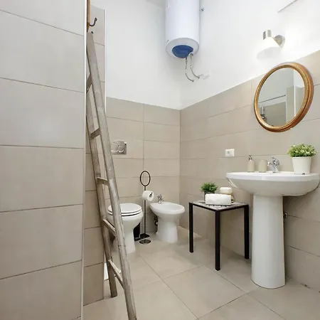 Apartment Amleto Rome